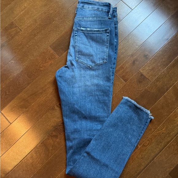 NWOT Good American high rise jeans - Picture 4 of 5